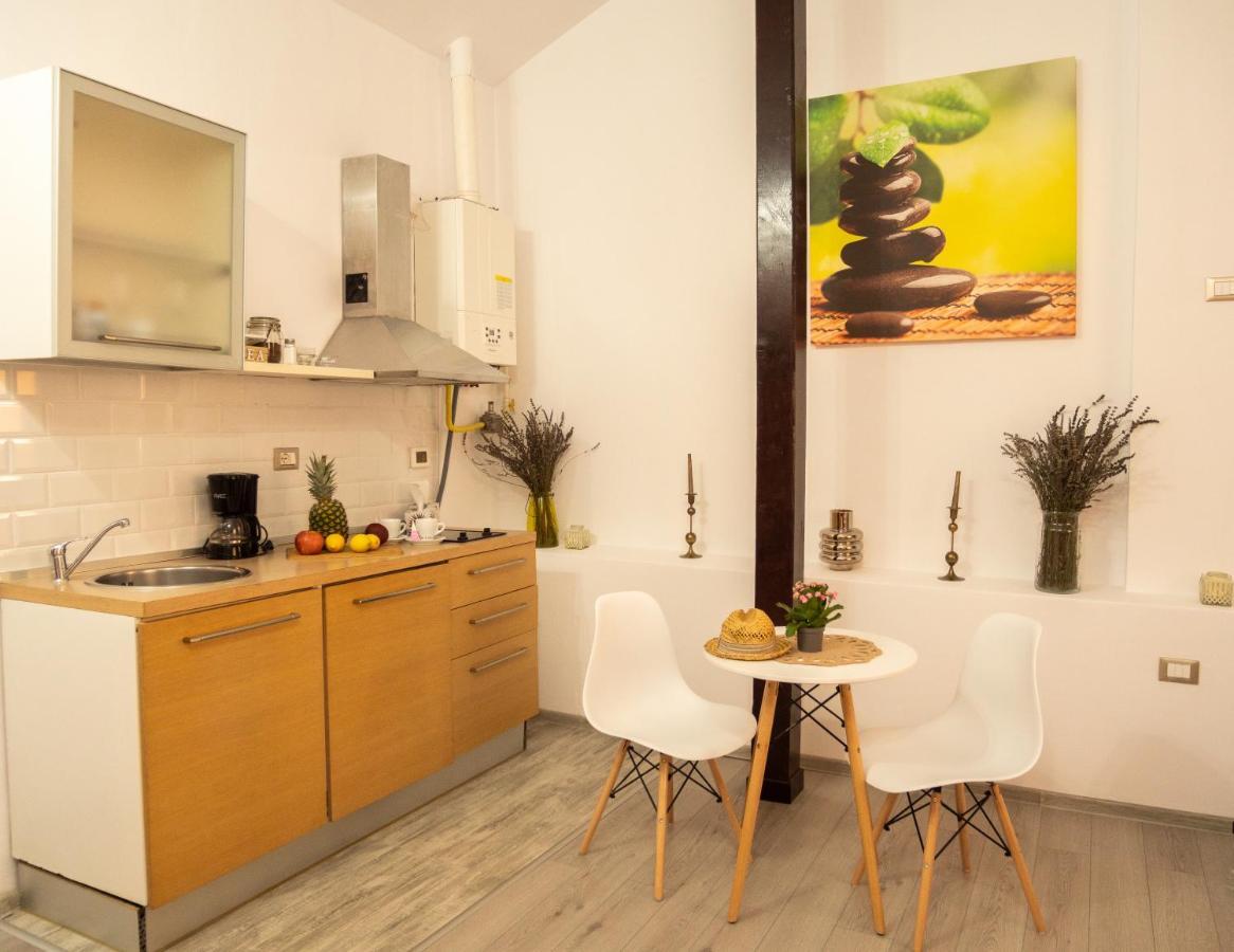 One Love Terrace Apartment Bucharest Exterior photo